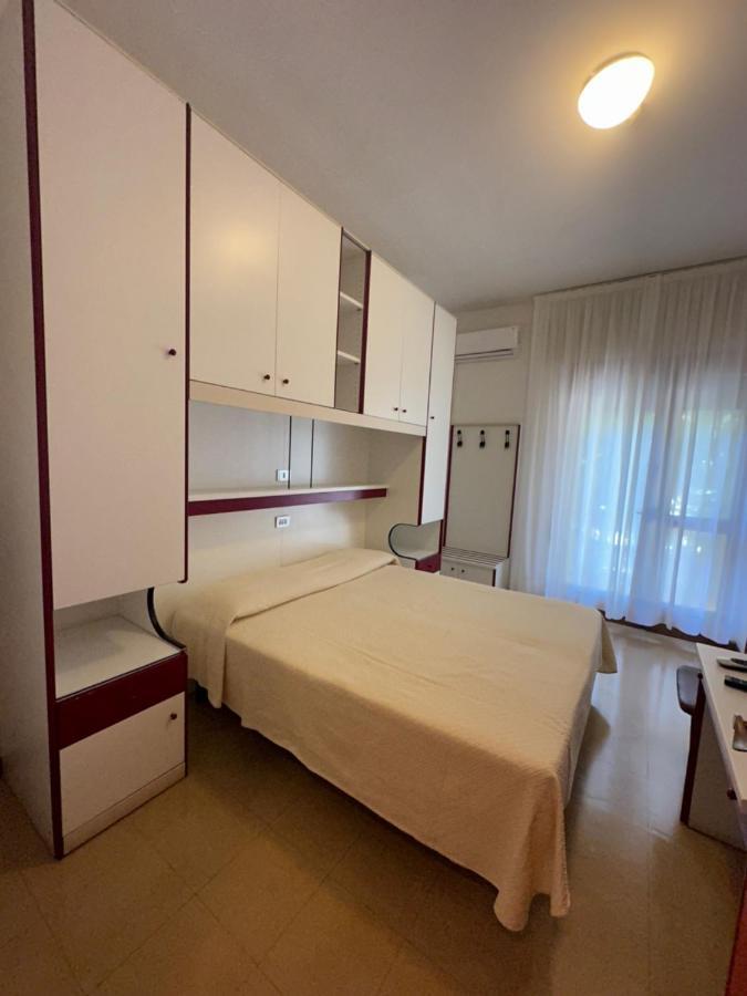 Hotel Reno Lido di Jesolo Esterno foto