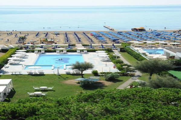 Hotel Reno Lido di Jesolo Esterno foto